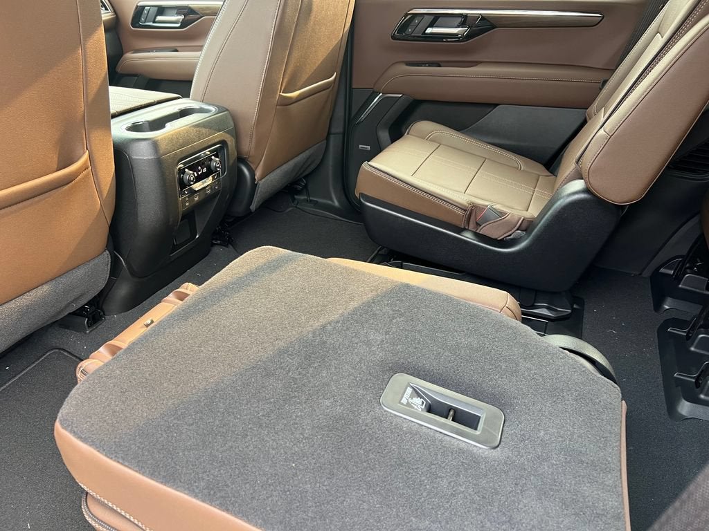 2026 Chevrolet Tahoe High Country - Photo 13
