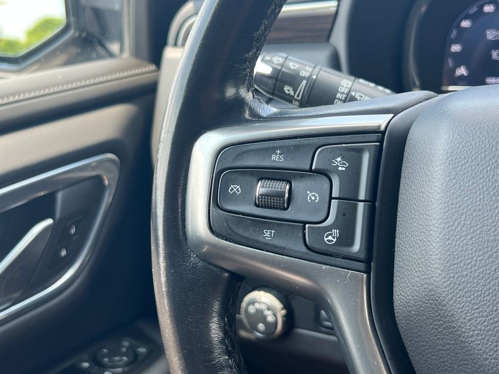 2022 Chevrolet Suburban LT