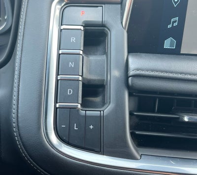 2022 Chevrolet Suburban LT