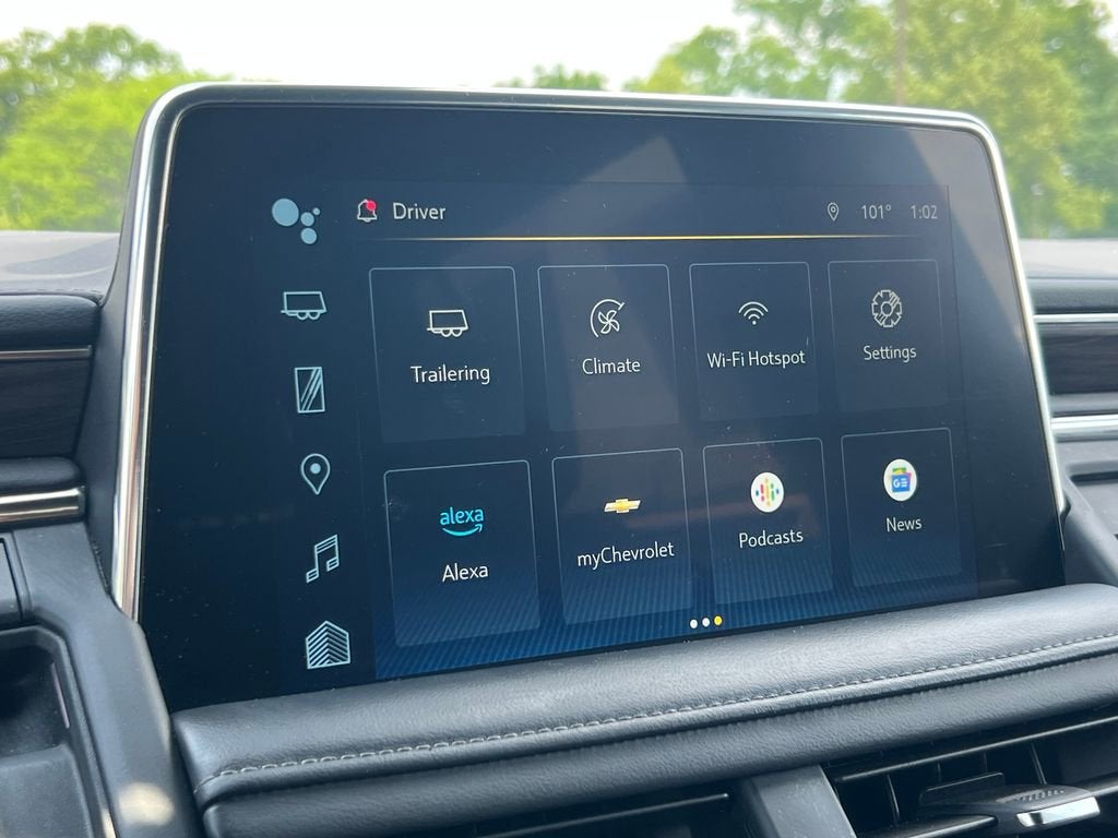 2022 Chevrolet Suburban LT