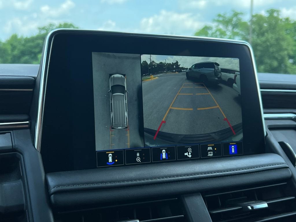 2022 Chevrolet Suburban LT
