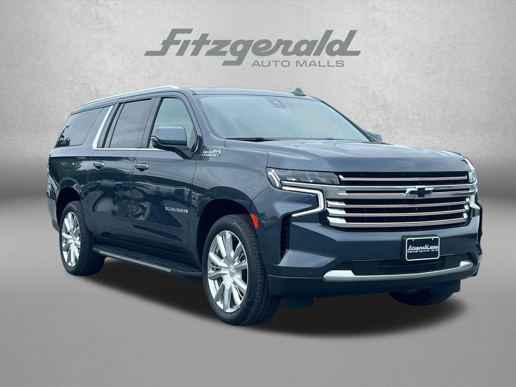 2021 Chevrolet Suburban 4WD 1500 High Country's photo