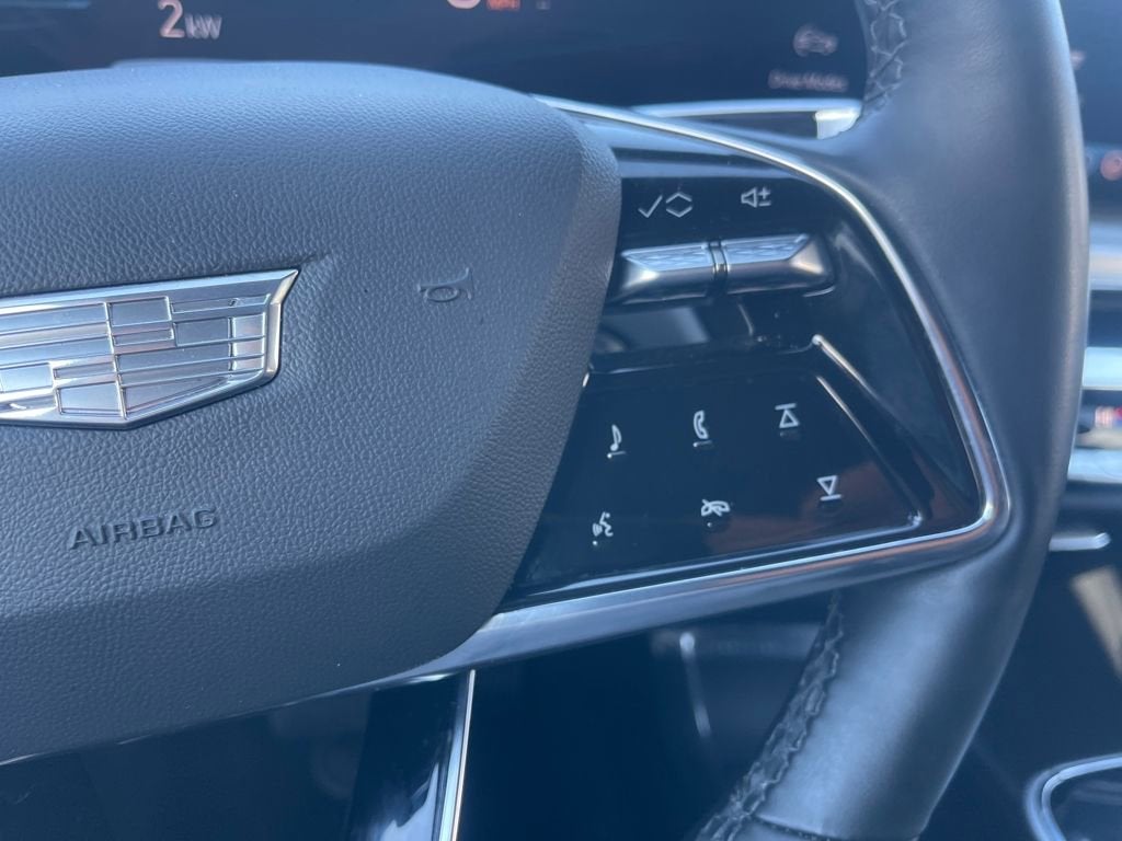 2024 Cadillac LYRIQ Luxury 3