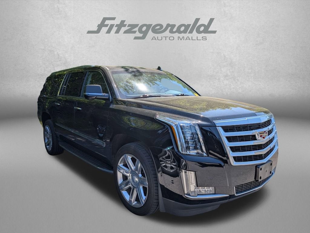 2018 Cadillac Escalade ESV AWD Luxury's photo