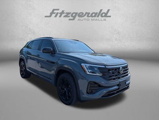 2025 Volkswagen Atlas Cross Sport 2.0T SEL R-Line Black