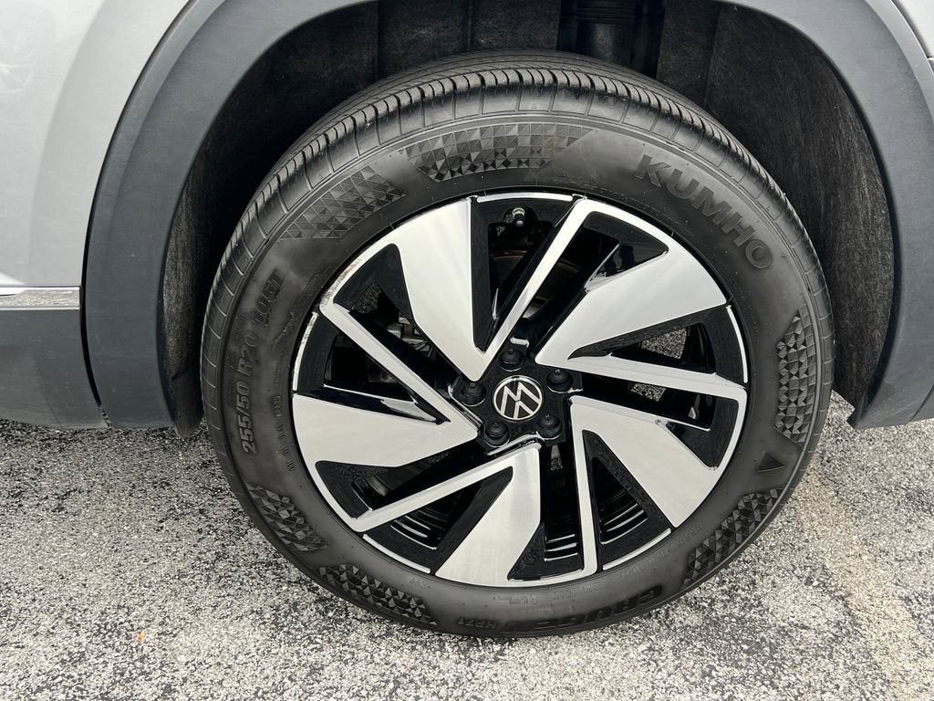2025 Volkswagen Atlas 2.0T SEL