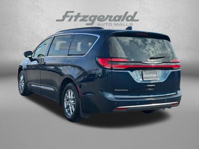2021 Chrysler Pacifica Touring