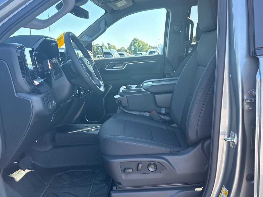 2026 Chevrolet Silverado 1500 LT - Photo 11
