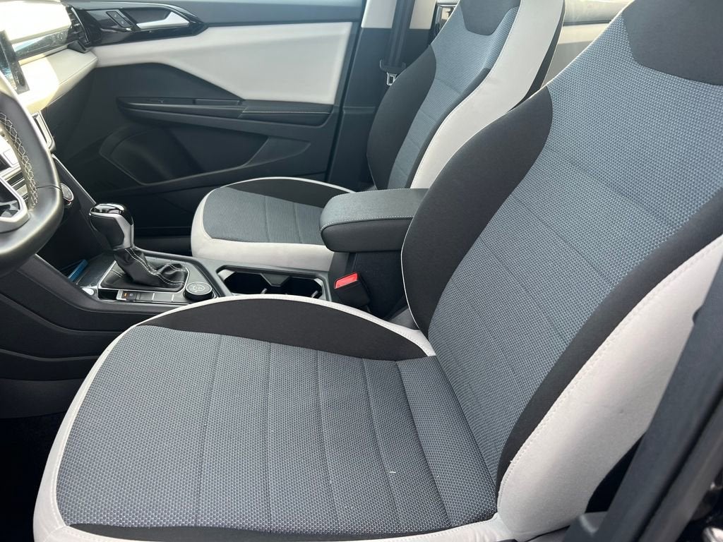 2025 Volkswagen Taos S