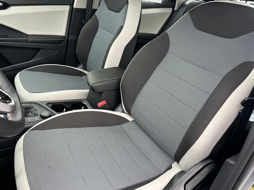 2025 Volkswagen Taos S