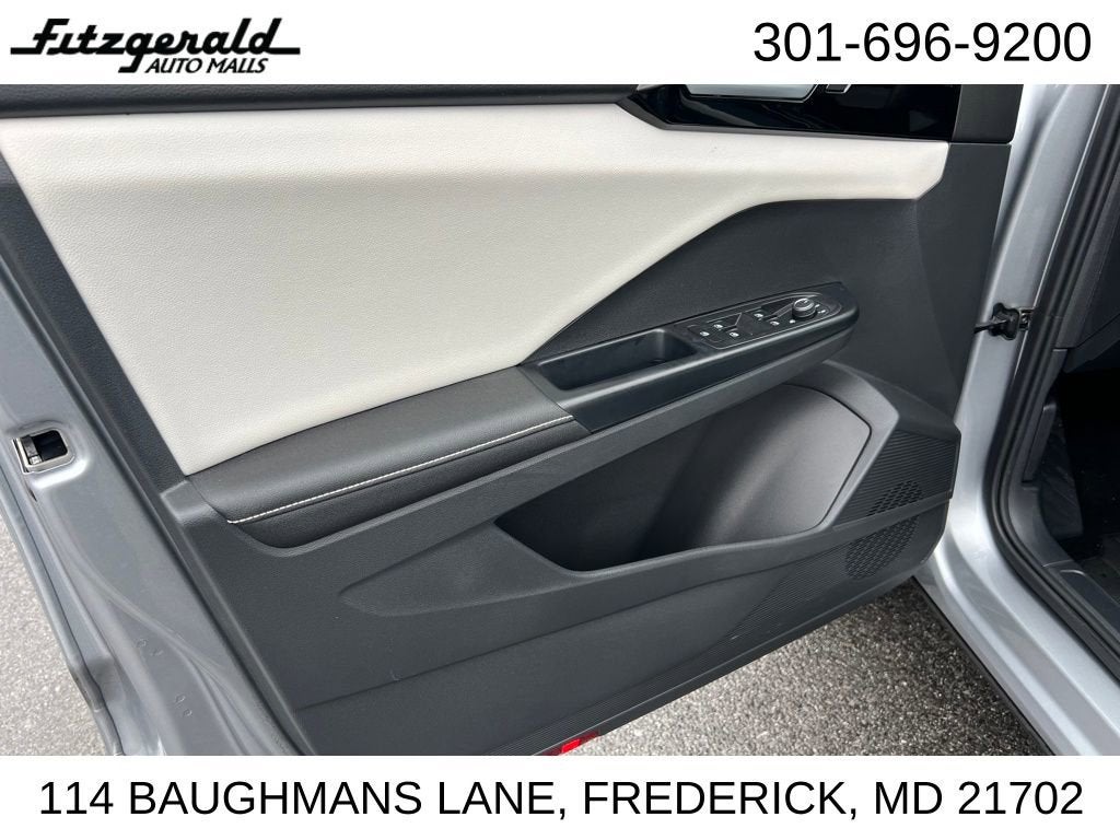 2025 Volkswagen Taos S