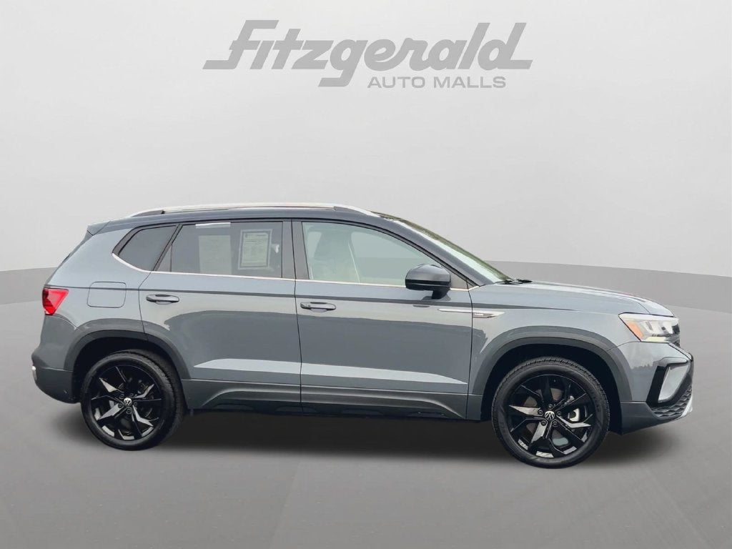 2024 Volkswagen Taos SE