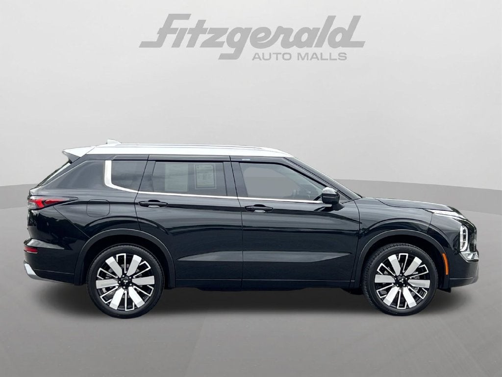 2025 Mitsubishi Outlander SEL