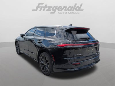 2025 Toyota Crown Signia XLE