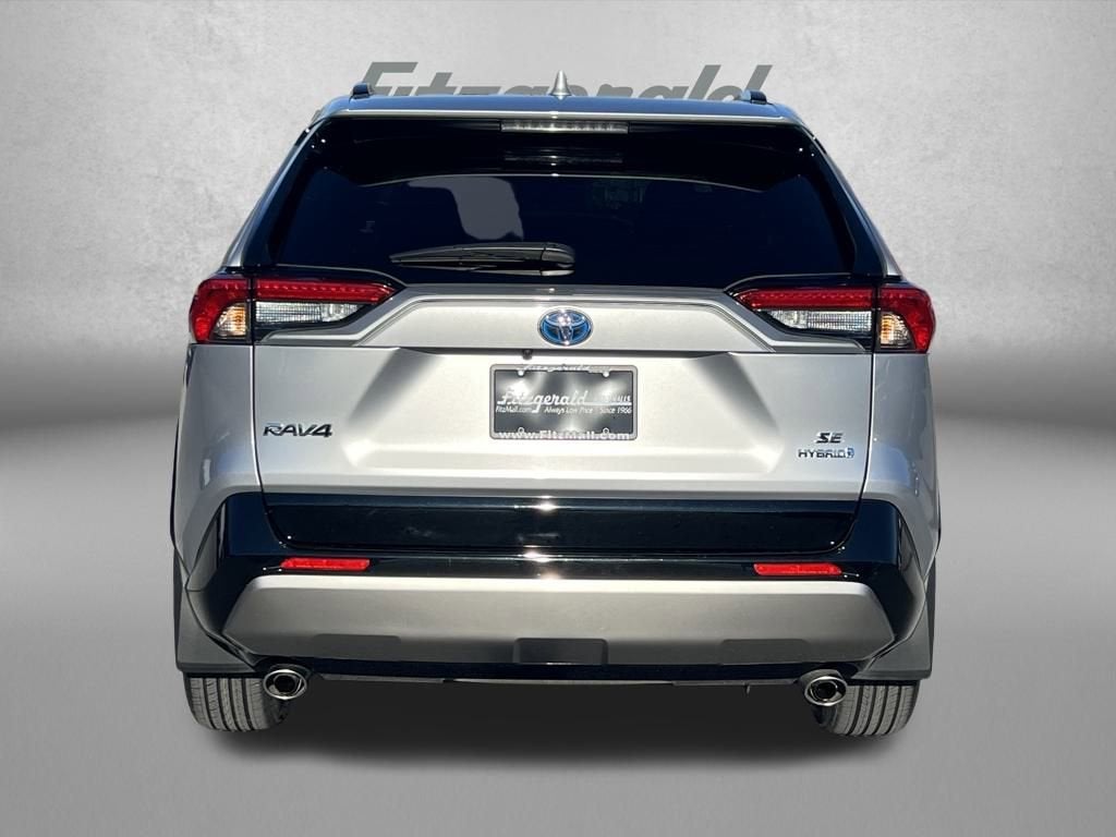 2024 Toyota RAV4 Hybrid SE