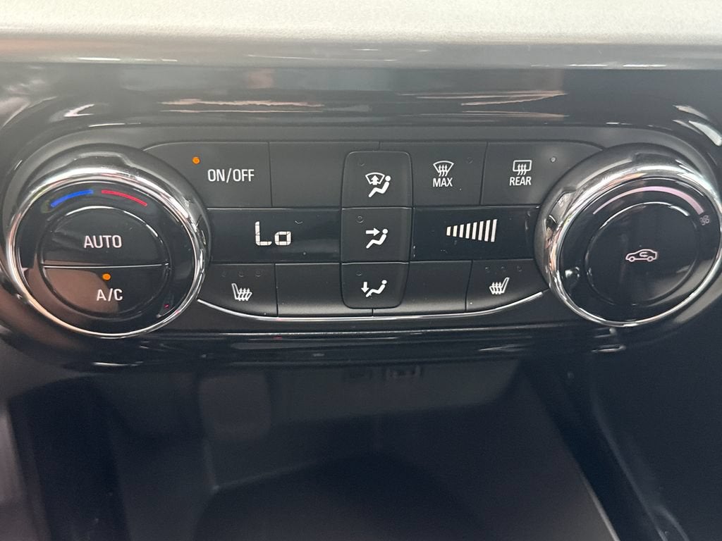 2026 Chevrolet Trax LT - Photo 21