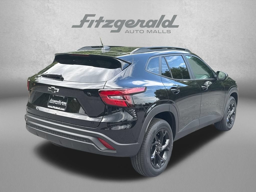 2026 Chevrolet Trax LT - Photo 6