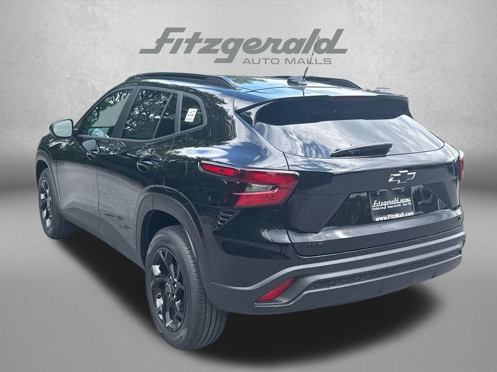 2026 Chevrolet Trax LT - Photo 7