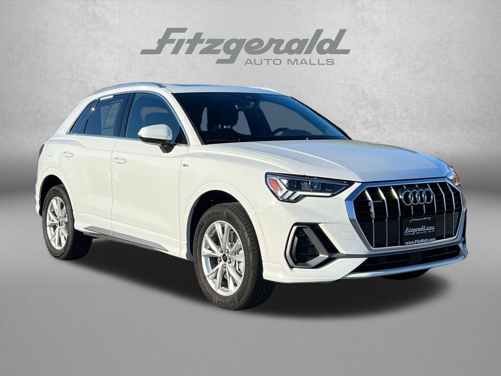 2025 Audi Q3 45 TFSI S Line Premium quattro's photo