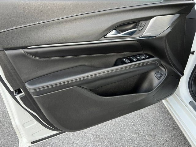 2023 Cadillac CT4 Luxury