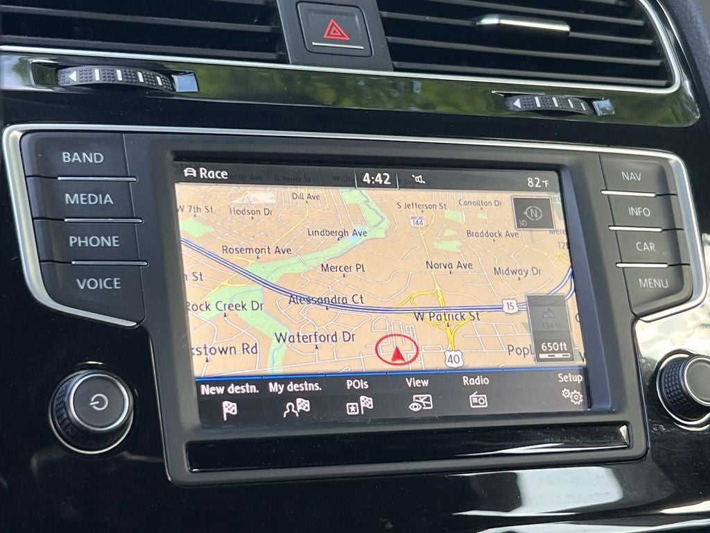 2017 Volkswagen Golf R DCC & Navigation 4Motion